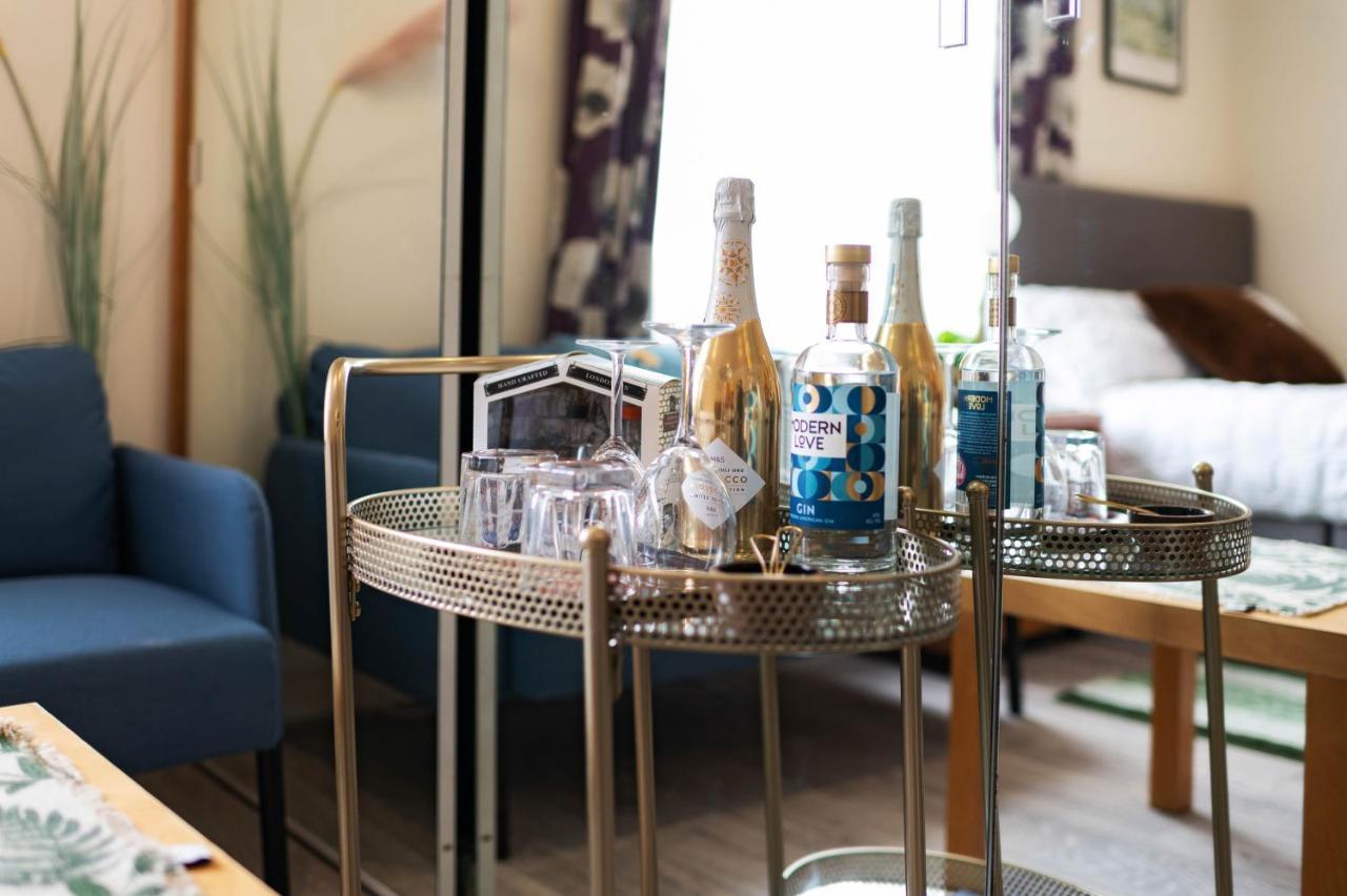 Elegant Art Deco Whole Apartment - 2Mins To Hyde Park, 8Mins To Bayswater, Nottinghill, Paddington London Eksteriør billede