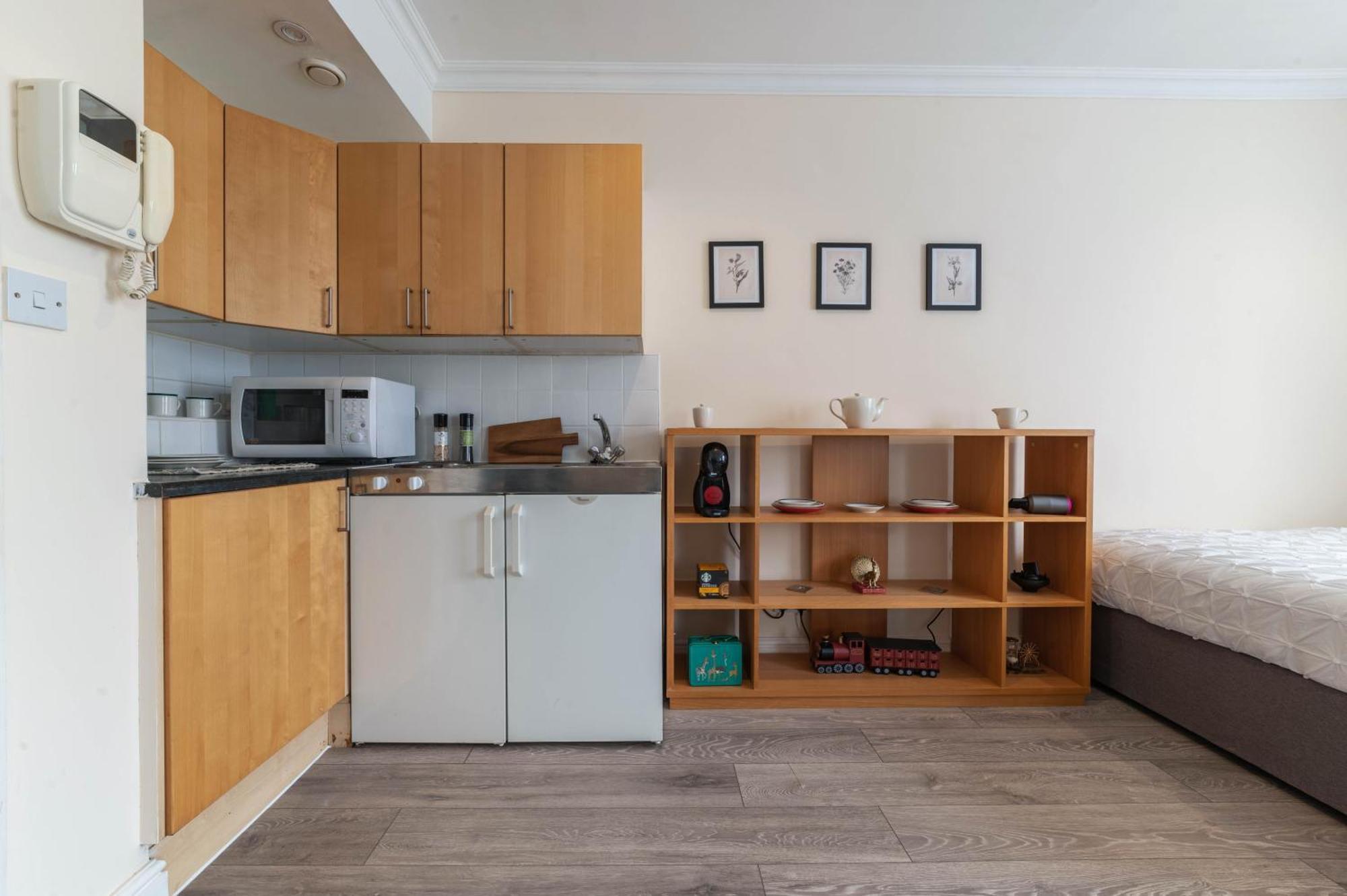 Elegant Art Deco Whole Apartment - 2Mins To Hyde Park, 8Mins To Bayswater, Nottinghill, Paddington London Eksteriør billede